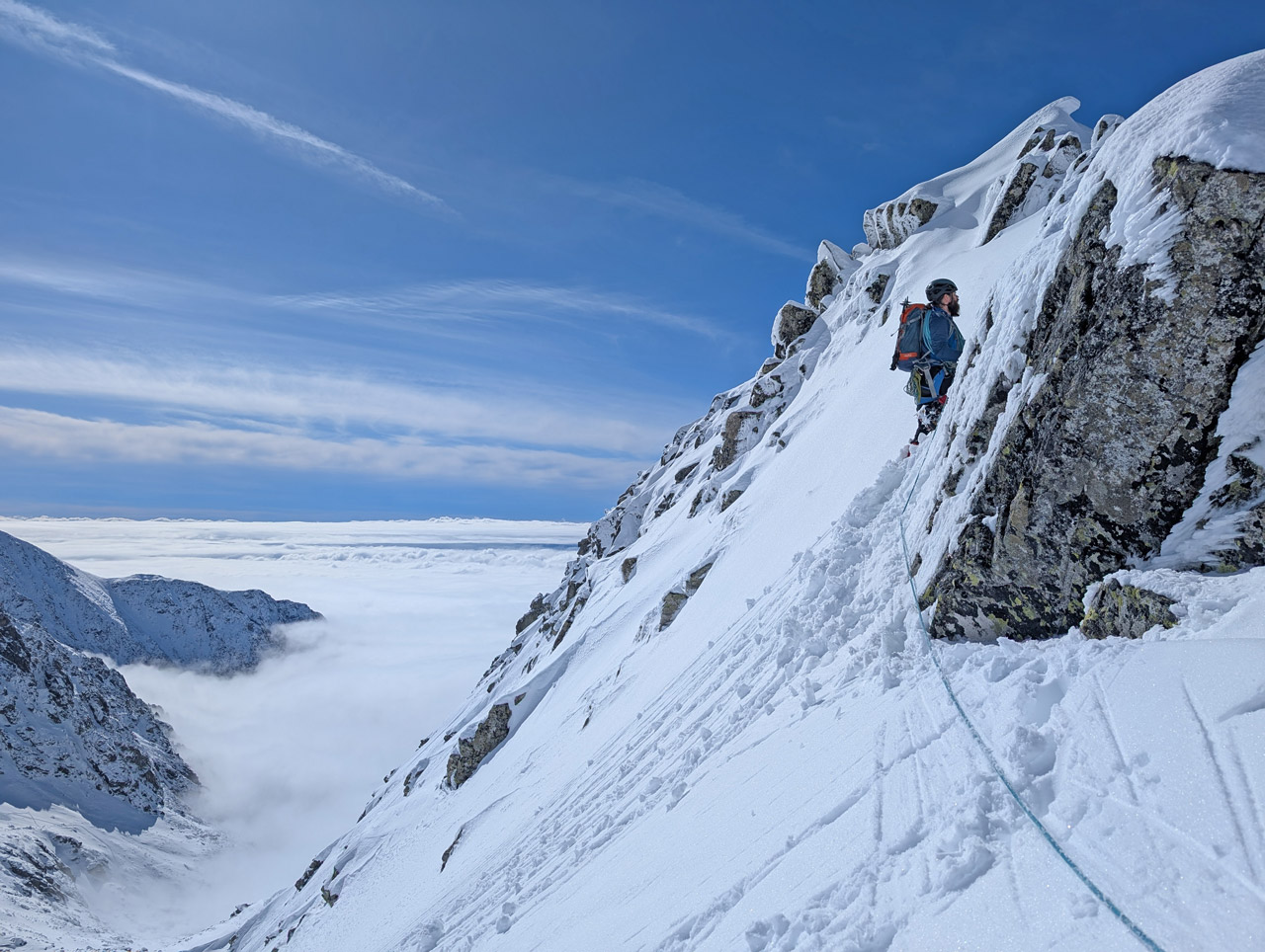 Vermes Pisti az Olga-csúcs mászása közben